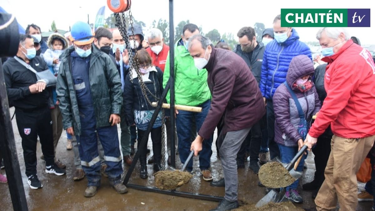 Colocan “Primera Piedra” En La Reconstrucción De Viviendas En Castro