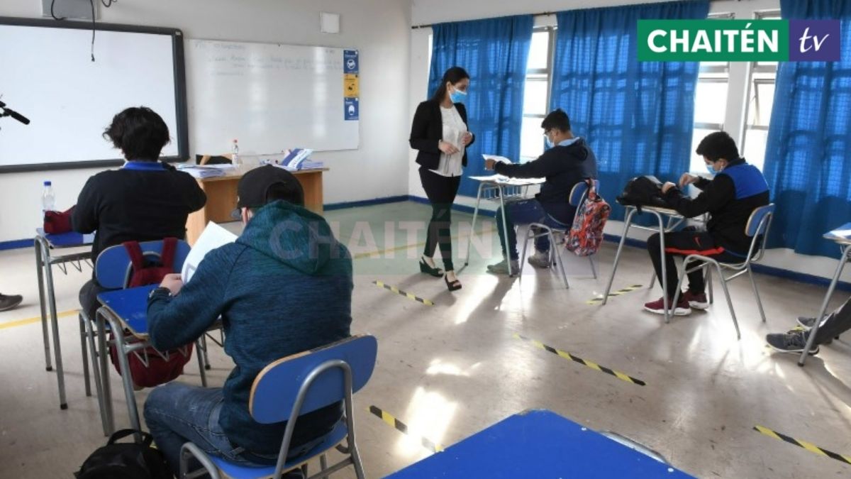 Contagios De Covid Obligan A Suspender Clases En Algunas Comunas