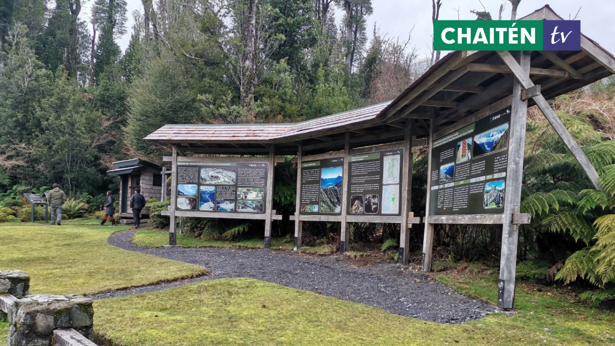 Instalan Nueva Señalética Informativa En Sendero Del Volcán Chaitén